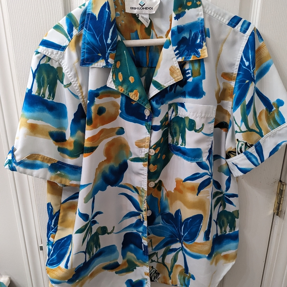 Erin  London, short sleeve blouse, 16, golden yellow cream blue green colors